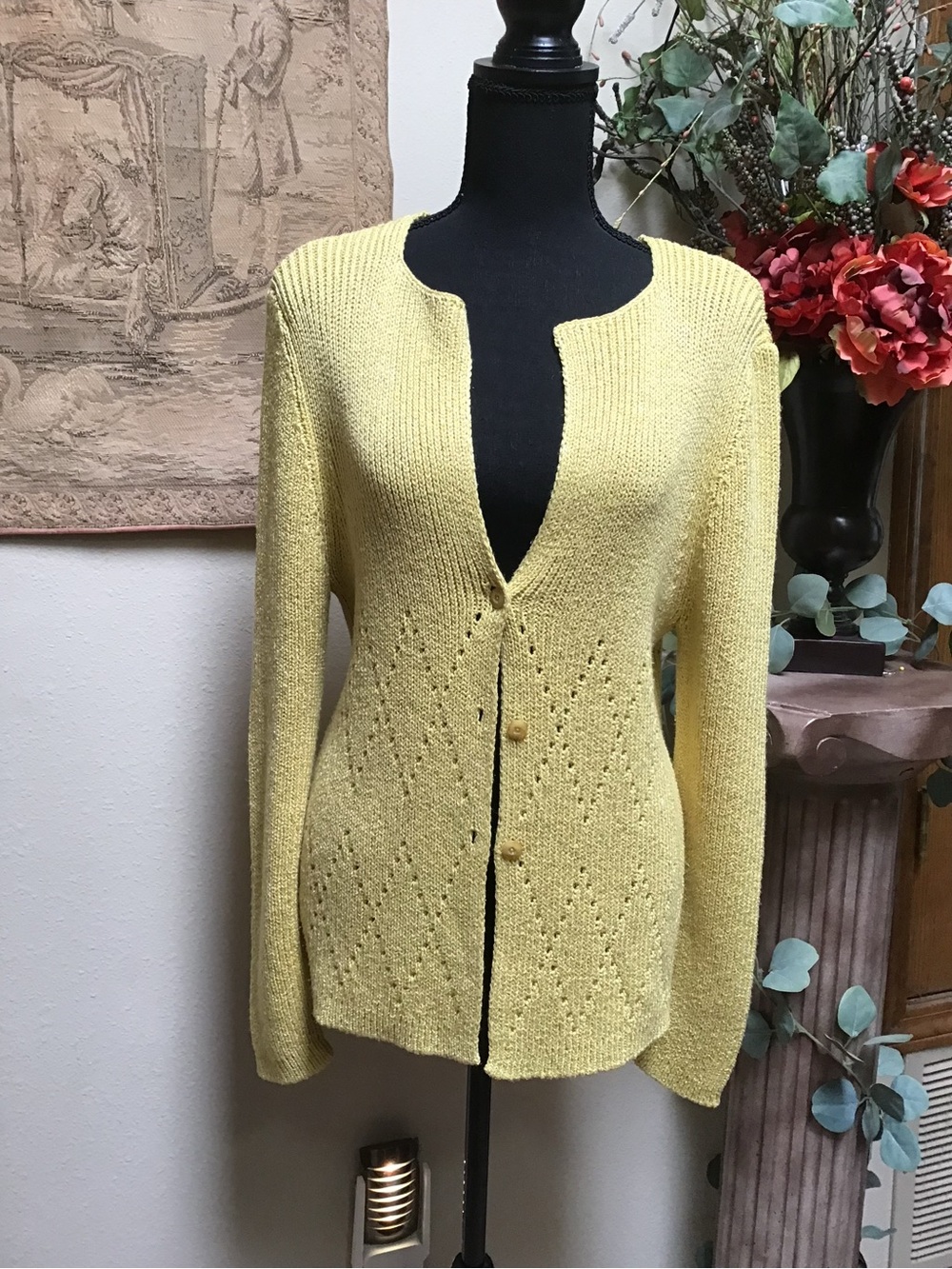 Gispa Yellow Women's Knit Button-Front Sweater